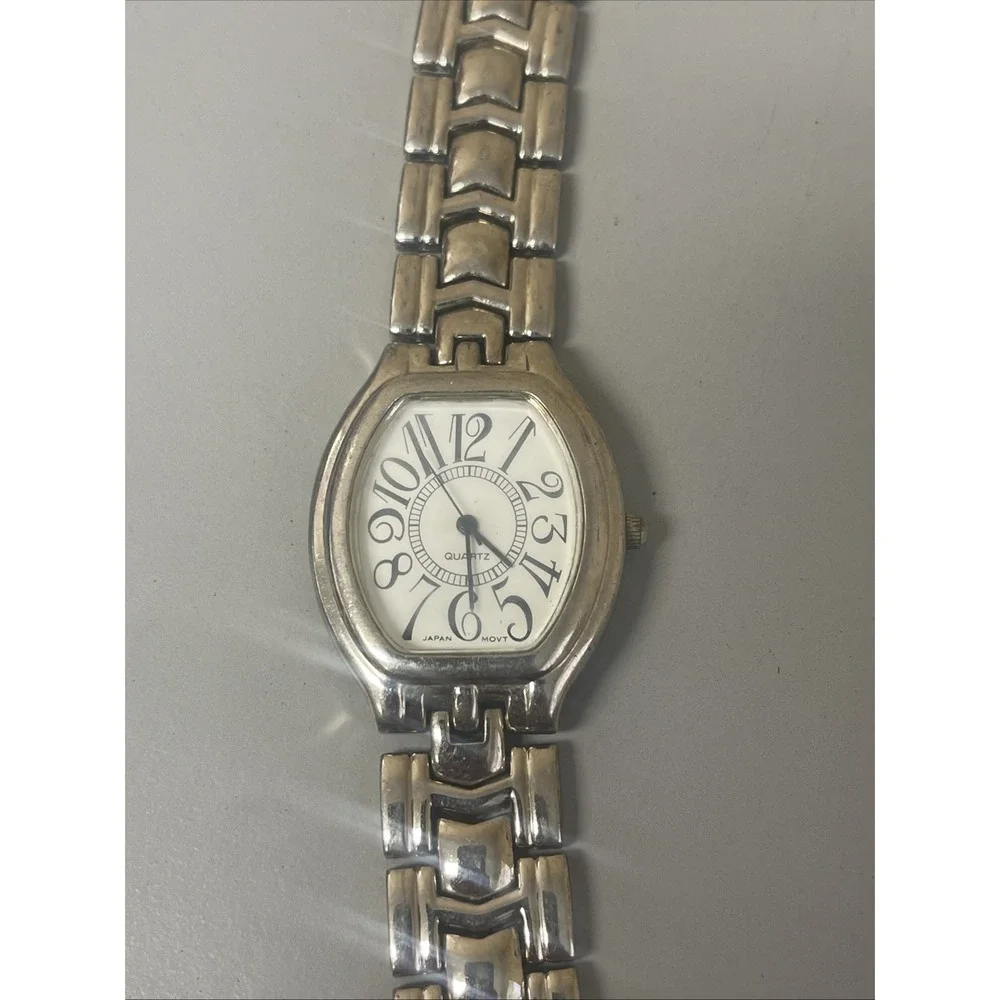 Ladies Avon Classic Homage White Dial Silver Tone Case Link Band Analog Watch L5
